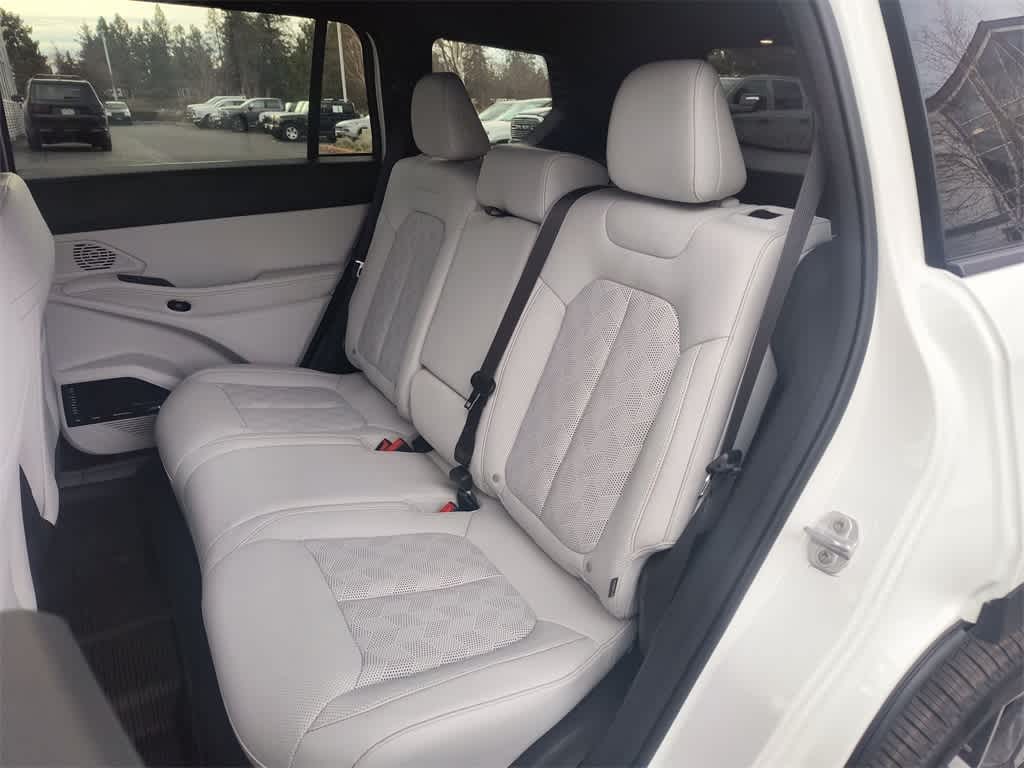 Thumbnail: 2026 Jeep Cherokee - 23