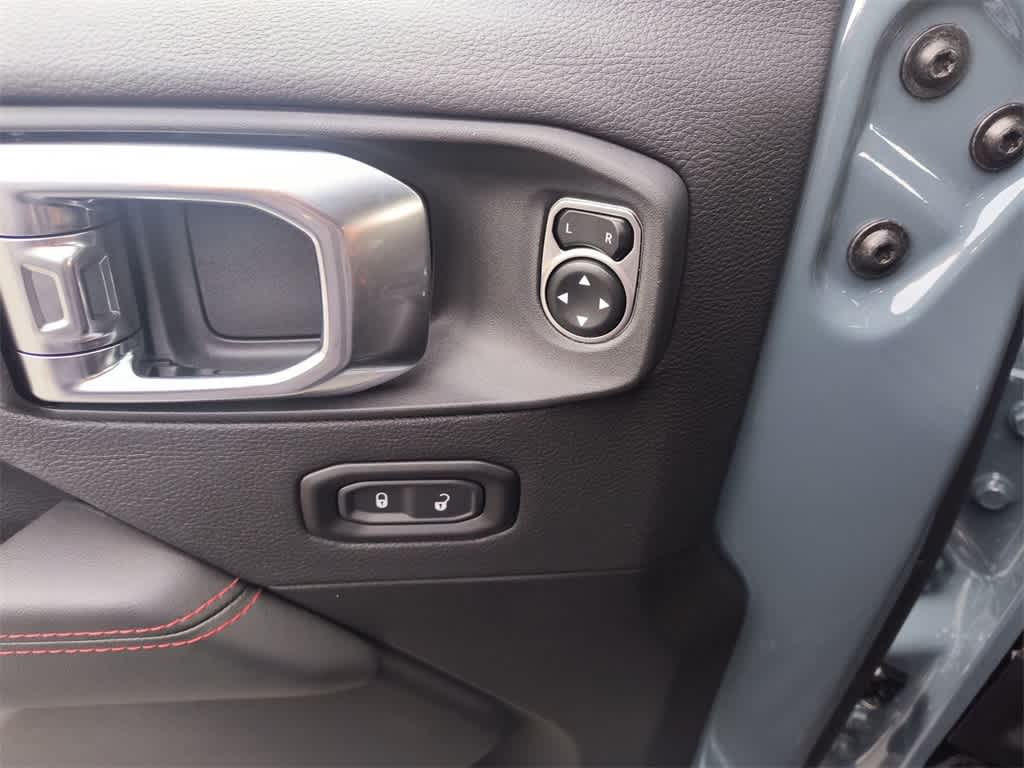 Thumbnail: 2026 Jeep Wrangler - 13