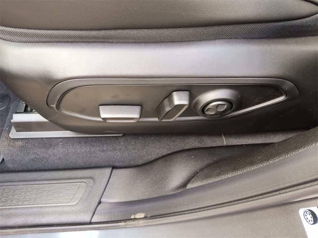 Thumbnail: 2025 Jeep Grand Cherokee L - 12