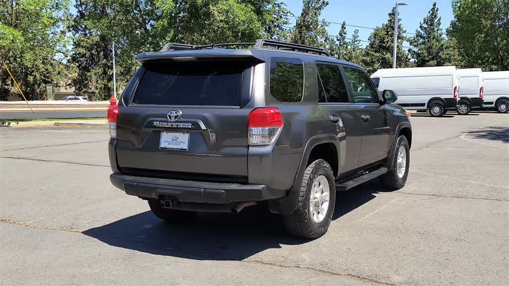 Thumbnail: 2012 Toyota 4Runner - 8