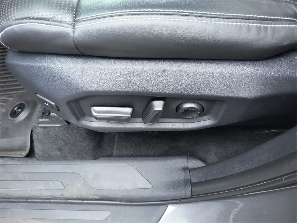 Thumbnail: 2023 Toyota Sequoia - 12