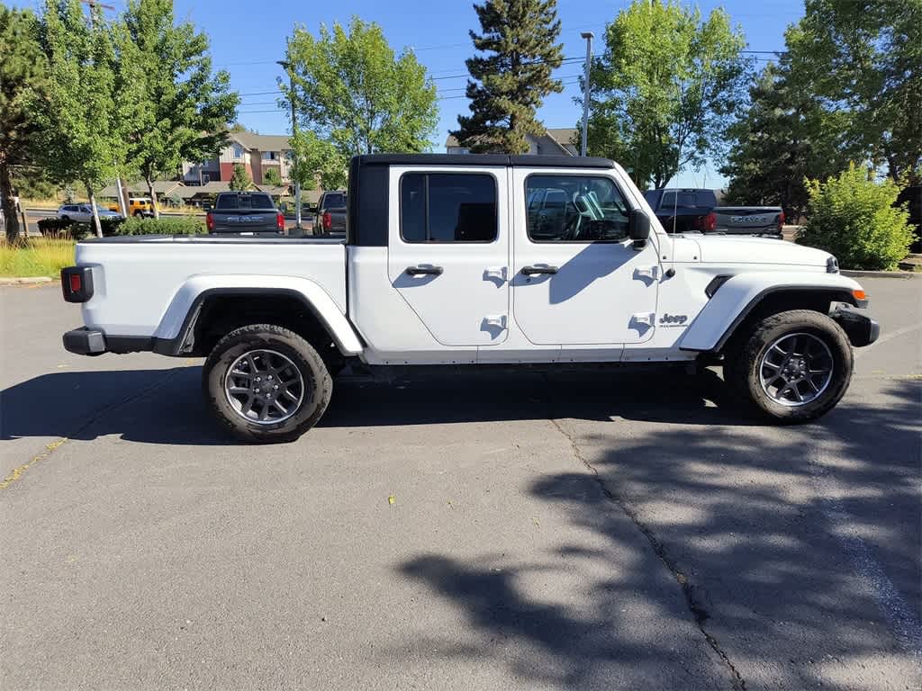 Thumbnail: 2023 Jeep Gladiator - 7