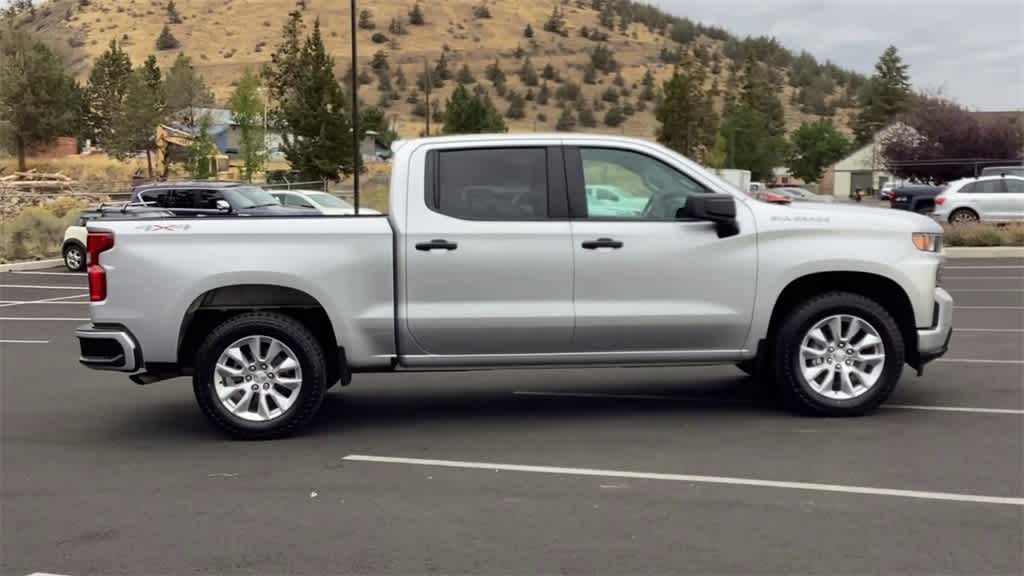 Thumbnail: 2022 Chevrolet Silverado 1500 - 9