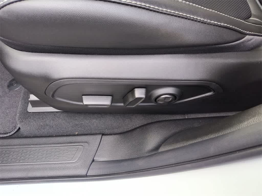 Thumbnail: 2025 Jeep Grand Cherokee - 12