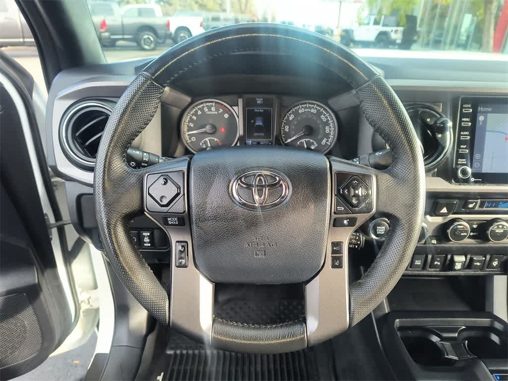 Thumbnail: 2020 Toyota Tacoma - 14