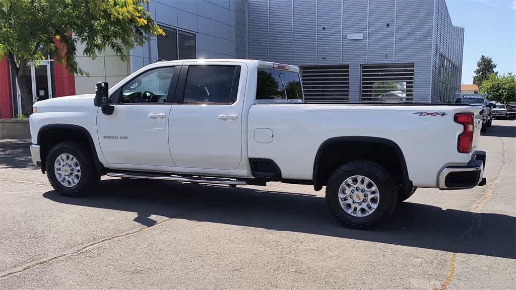 Thumbnail: 2021 Chevrolet Silverado 3500 - 6