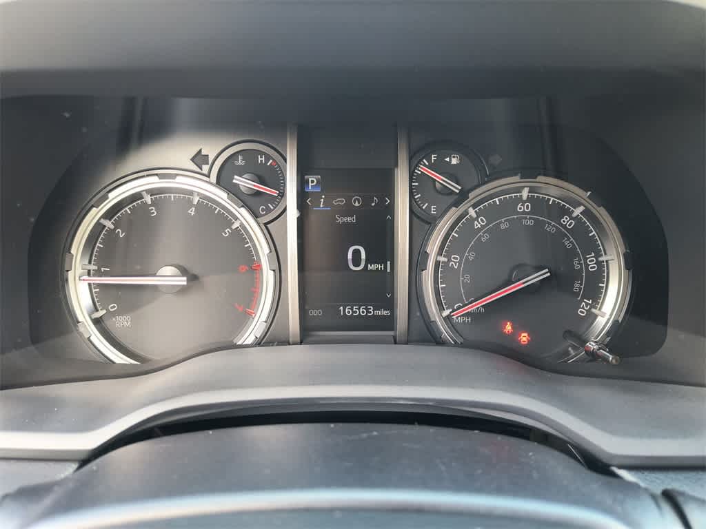 Thumbnail: 2024 Toyota 4Runner - 15