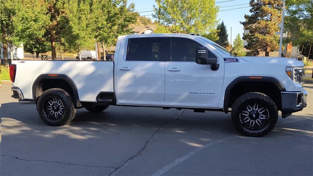 Thumbnail: 2023 GMC Sierra 3500 - 2