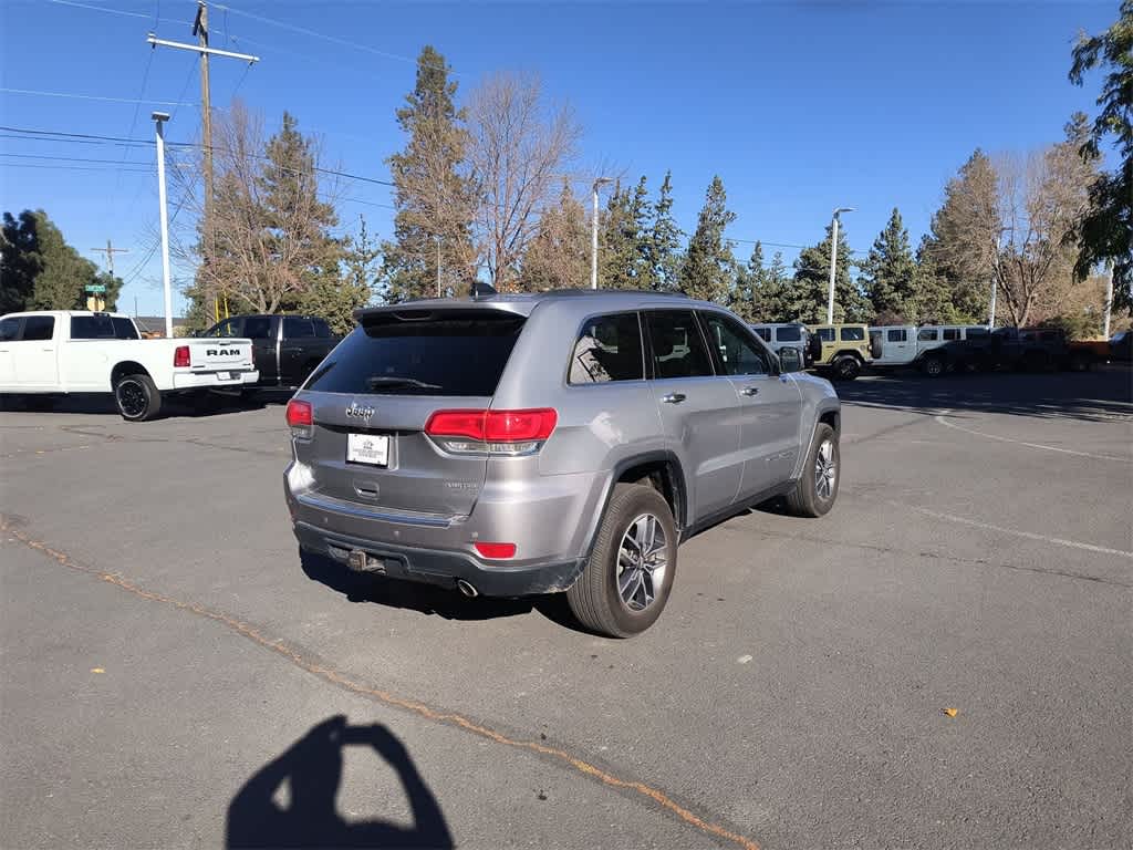 Thumbnail: 2018 Jeep Grand Cherokee - 6