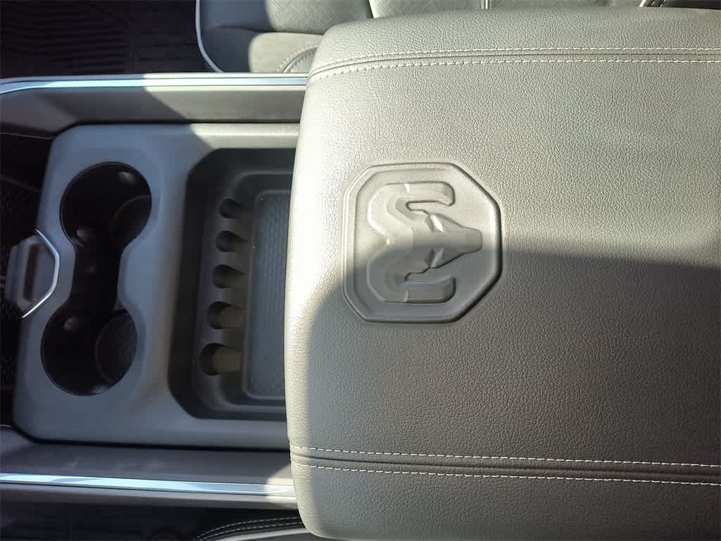 2025 RAM 3500 Laramie 21