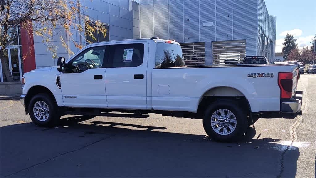 Thumbnail: 2022 Ford Econoline - 6