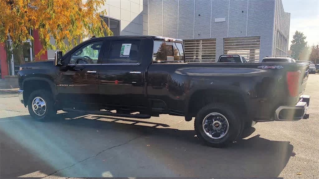 Thumbnail: 2022 Chevrolet Silverado 3500 - 6