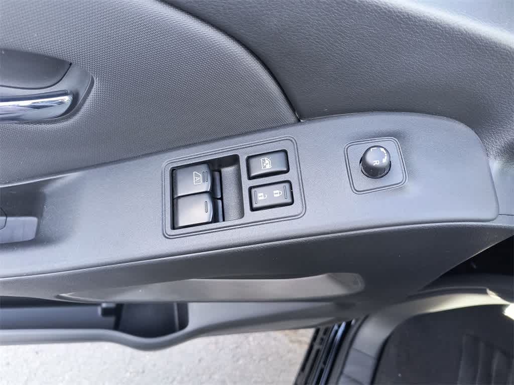 Thumbnail: 2024 Nissan Frontier - 13