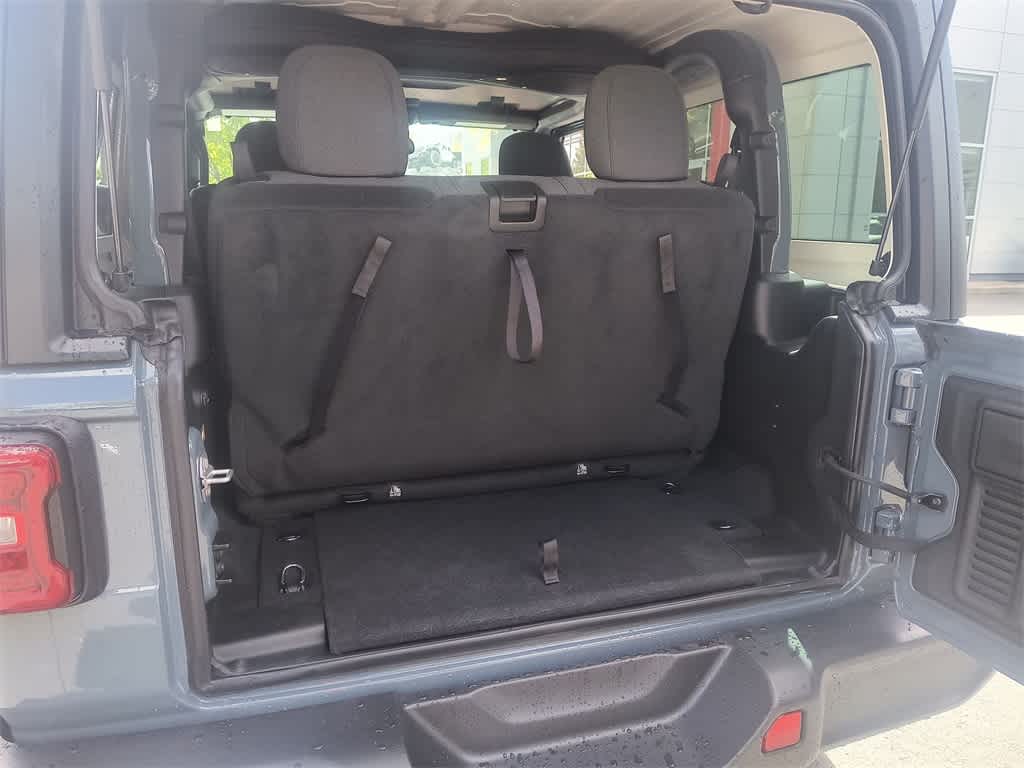 2024 Jeep Wrangler Rubicon 22