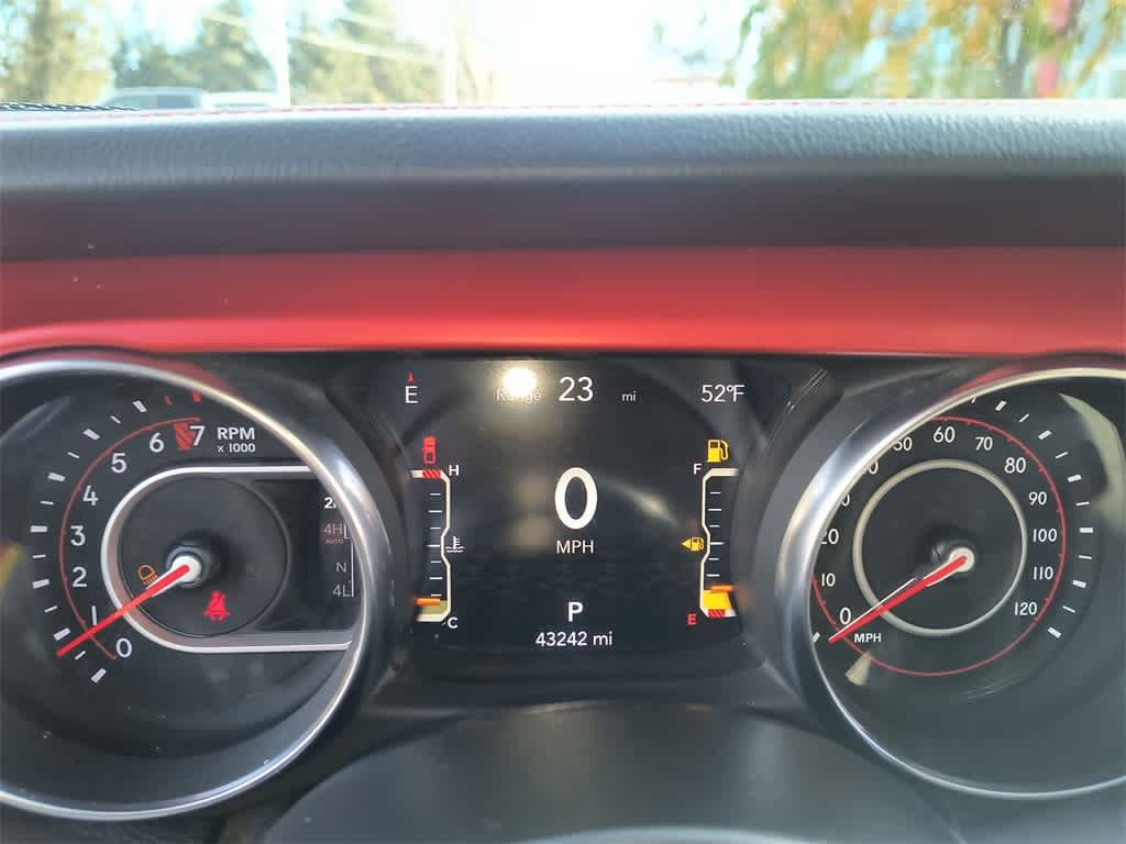 Thumbnail: 2022 Jeep Gladiator - 15