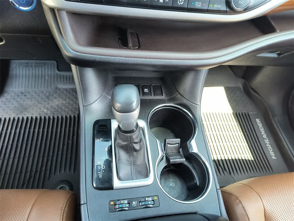 Thumbnail: 2017 Toyota Highlander - 19