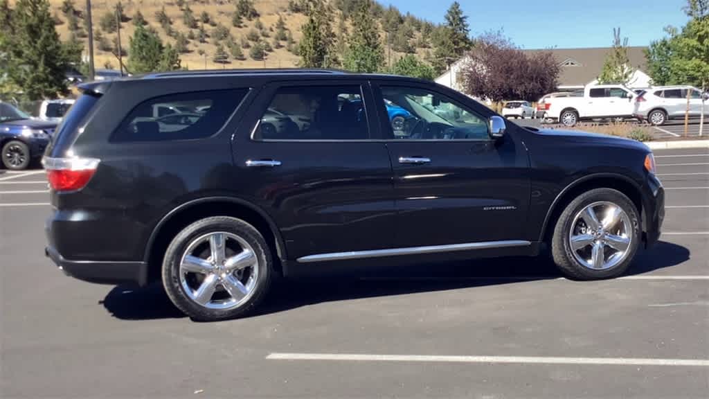 Thumbnail: 2011 Dodge Durango - 9