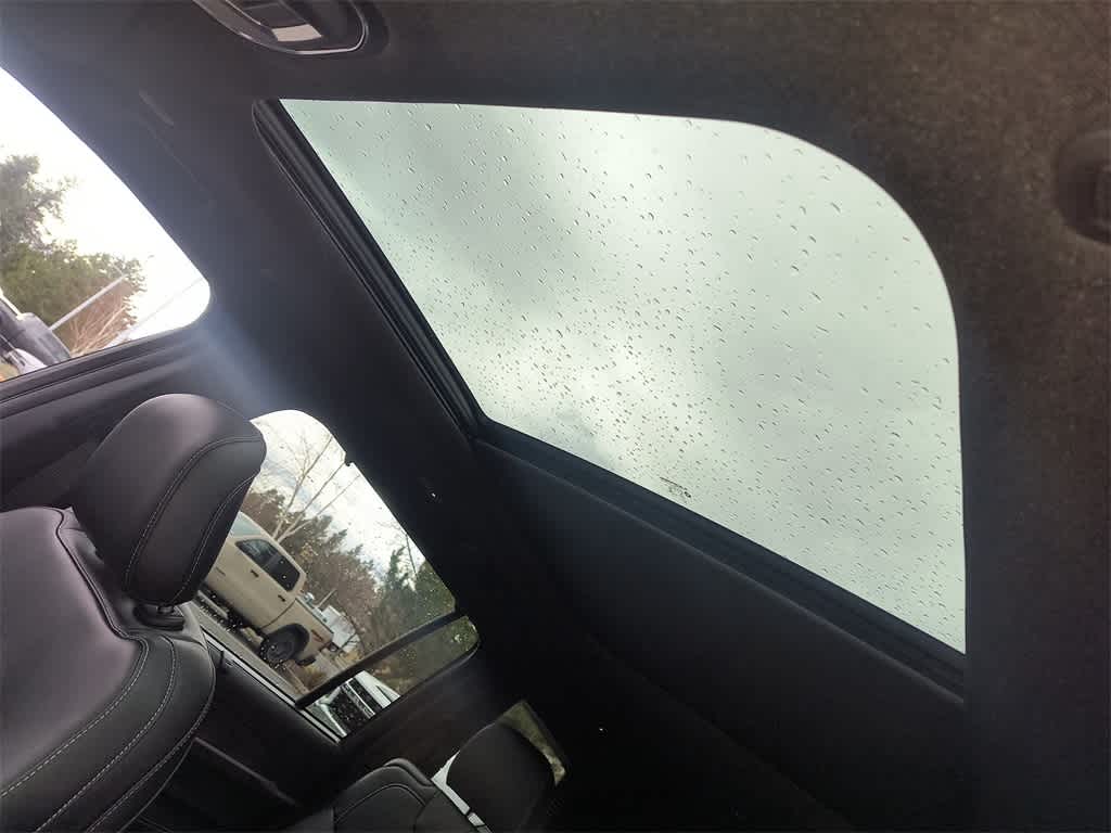 Thumbnail: 2025 Jeep Grand Cherokee L - 22