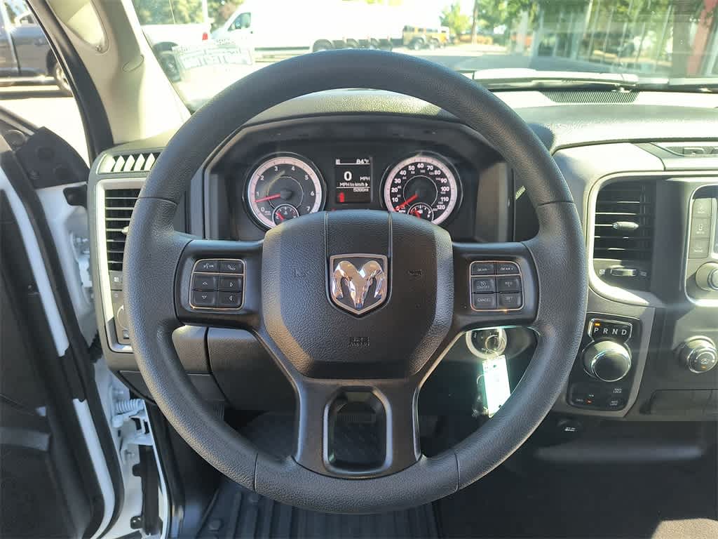 Thumbnail: 2024 RAM 1500 Classic - 14