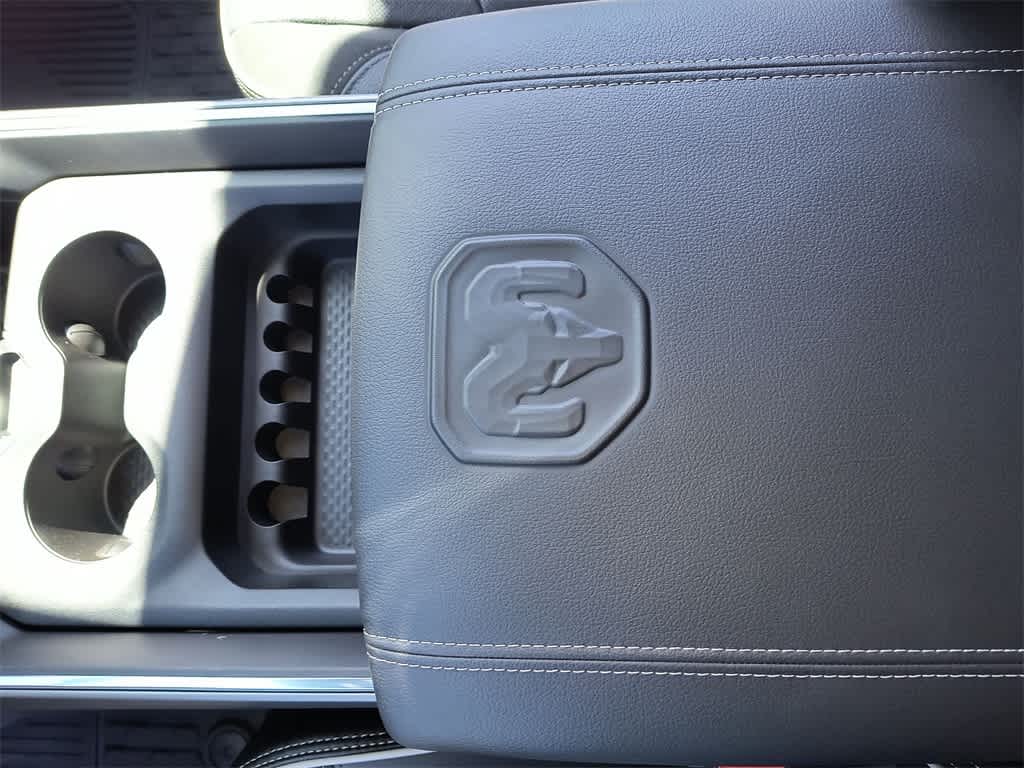 2025 RAM 3500 Laramie 21
