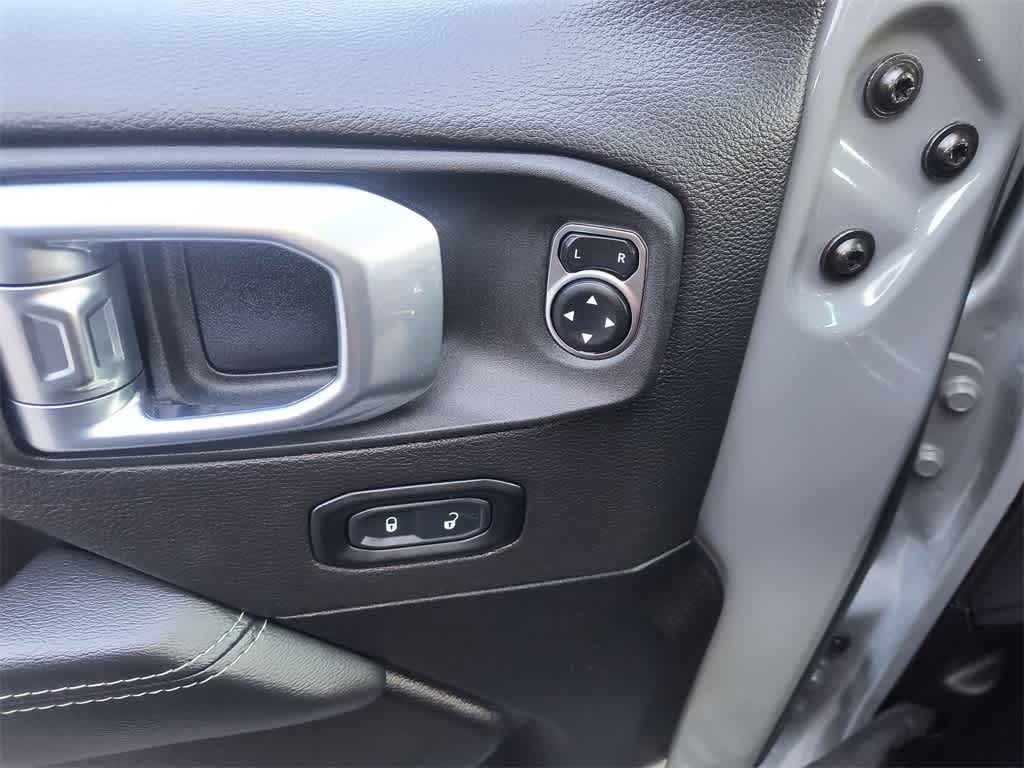 Thumbnail: 2023 Jeep Wrangler - 13