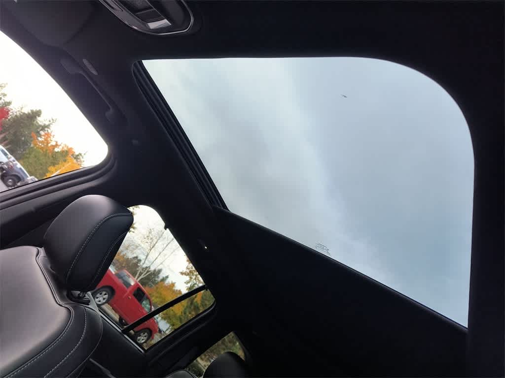 Thumbnail: 2025 Jeep Grand Cherokee - 22