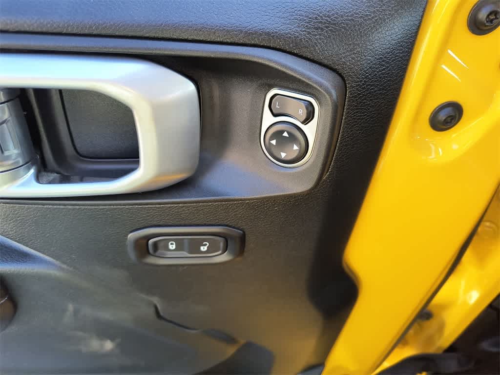 Thumbnail: 2020 Jeep Wrangler - 13