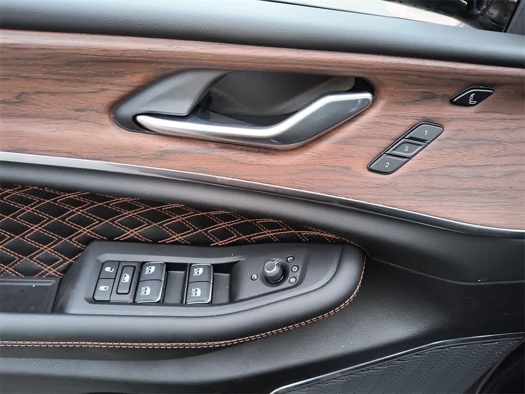 Thumbnail: 2025 Jeep Grand Cherokee L - 13