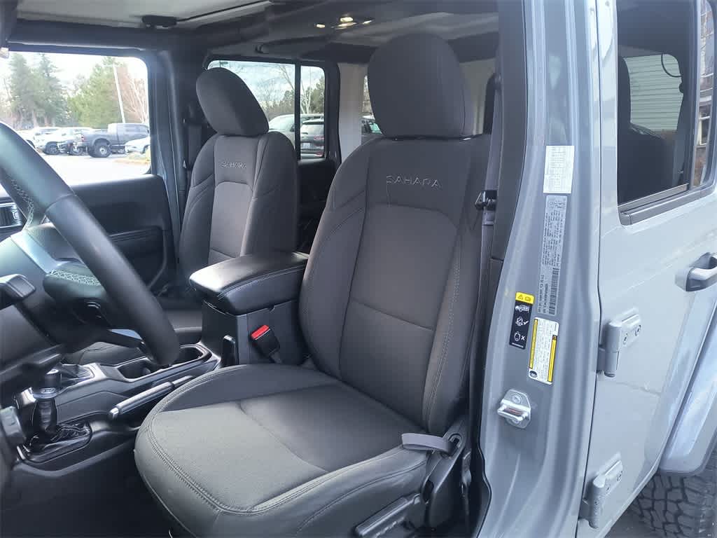 Thumbnail: 2023 Jeep Wrangler - 11