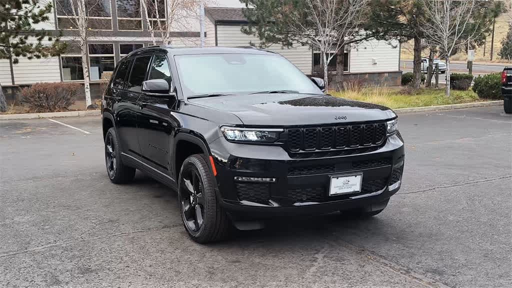 Thumbnail: 2025 Jeep Grand Cherokee L - 3