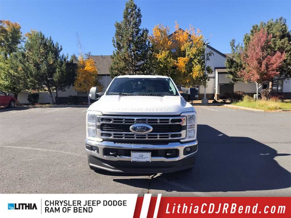 Used 2023 Ford Super Duty F-350 SRW XLT Truck