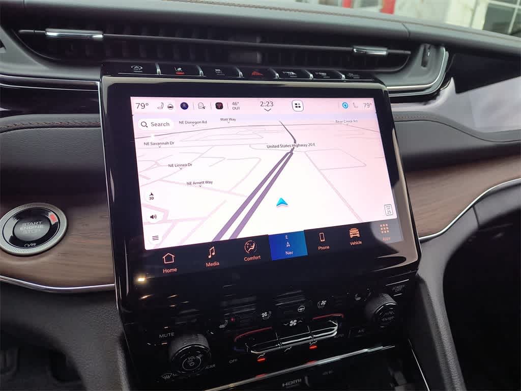 Thumbnail: 2025 Jeep Grand Cherokee L - 18