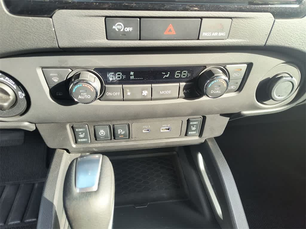 Thumbnail: 2024 Nissan Frontier - 18