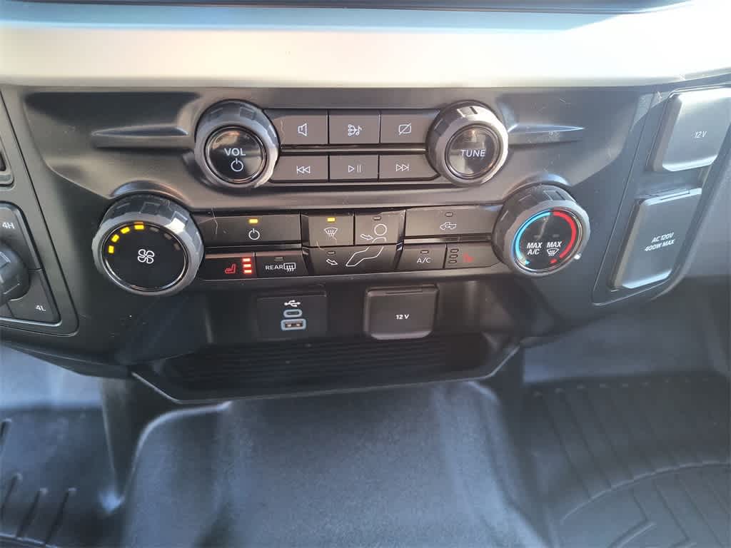 Thumbnail: 2024 Ford Econoline - 20