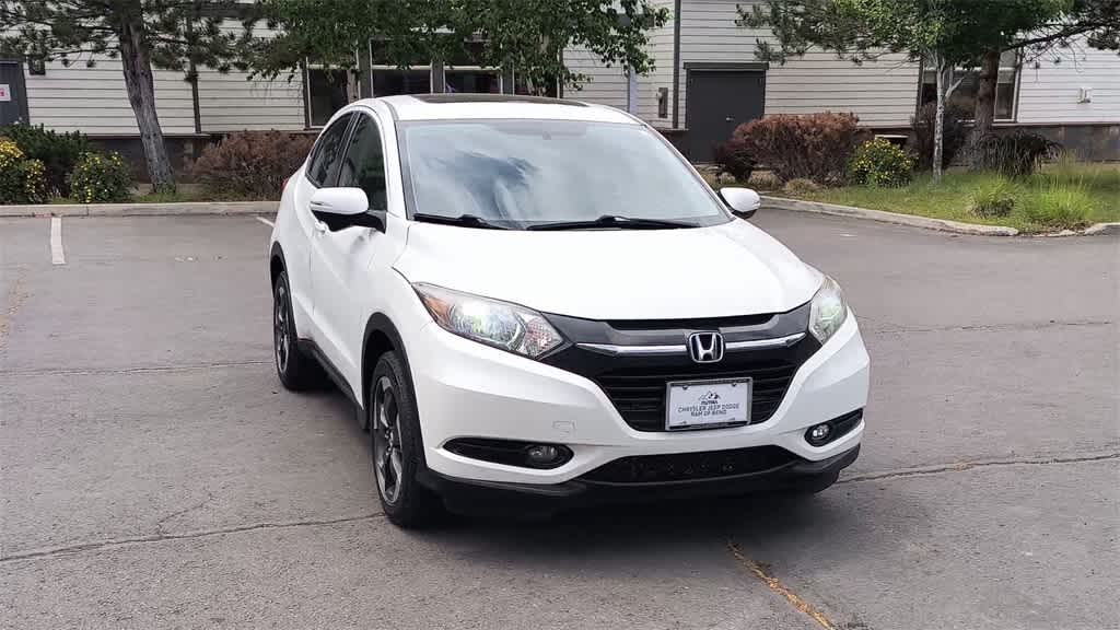 Thumbnail: 2018 Honda HR-V - 3