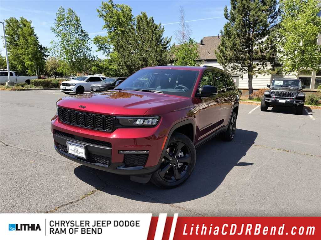 2025 Jeep Grand Cherokee L Limited Edition Hero Image