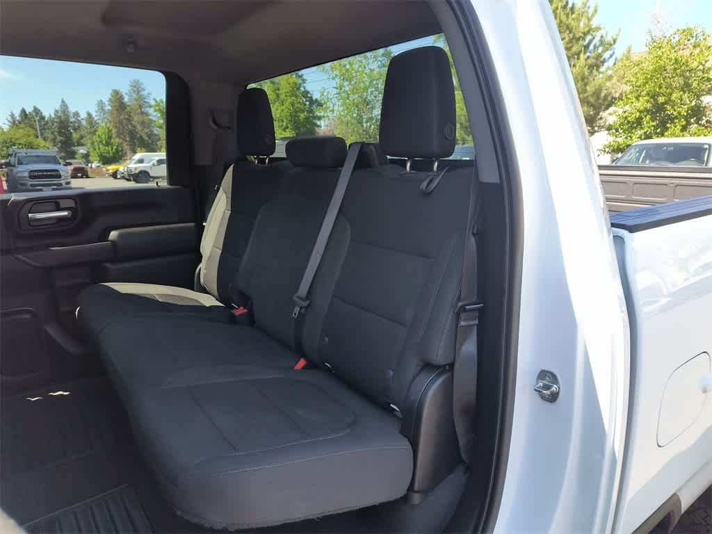 Thumbnail: 2021 Chevrolet Silverado 3500 - 21