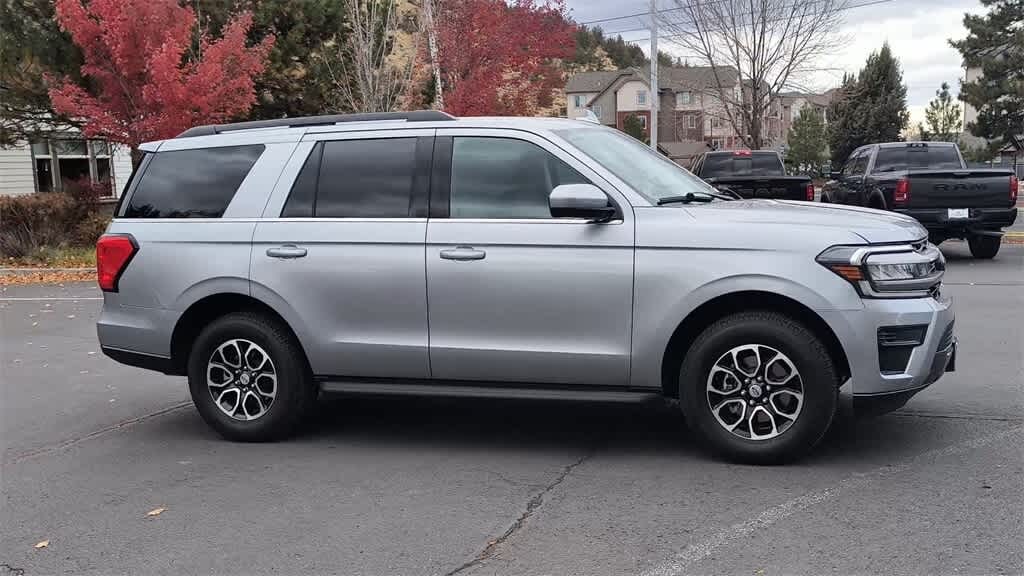 Used 2024 Ford Expedition XLT SUV