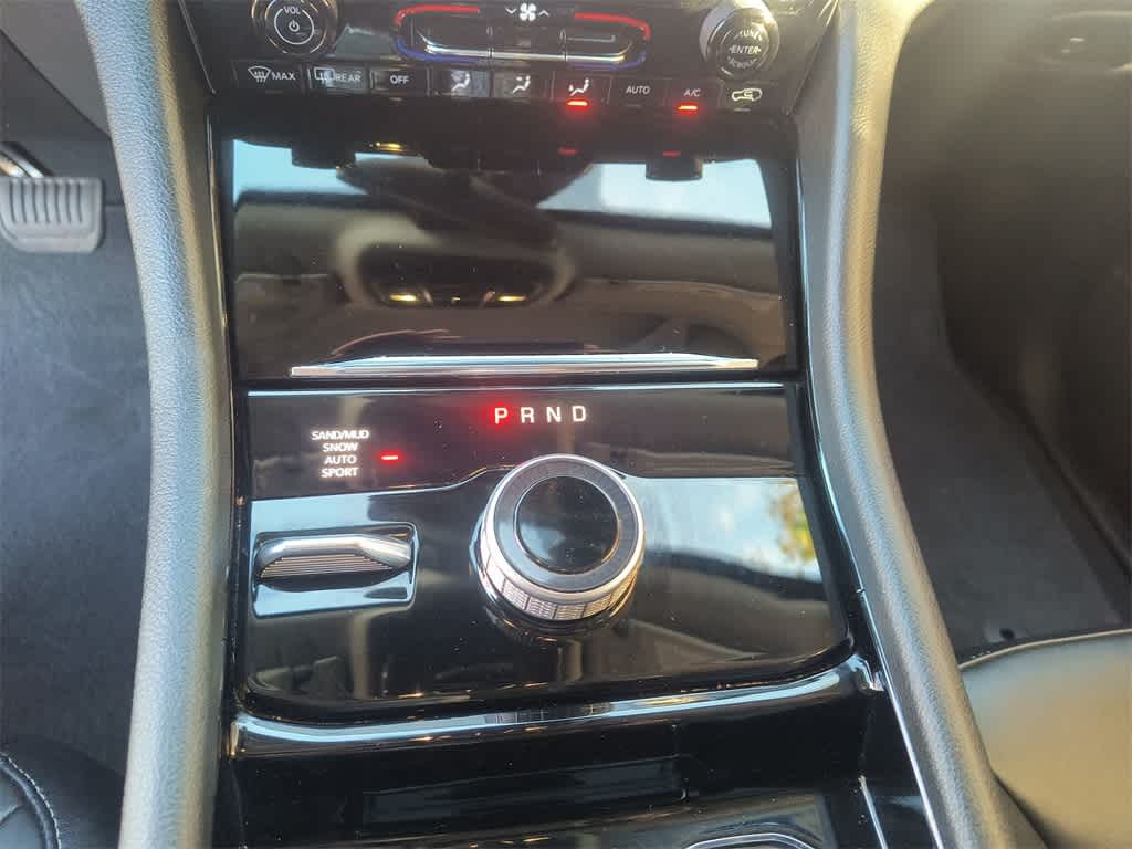 Thumbnail: 2023 Jeep Grand Cherokee - 20