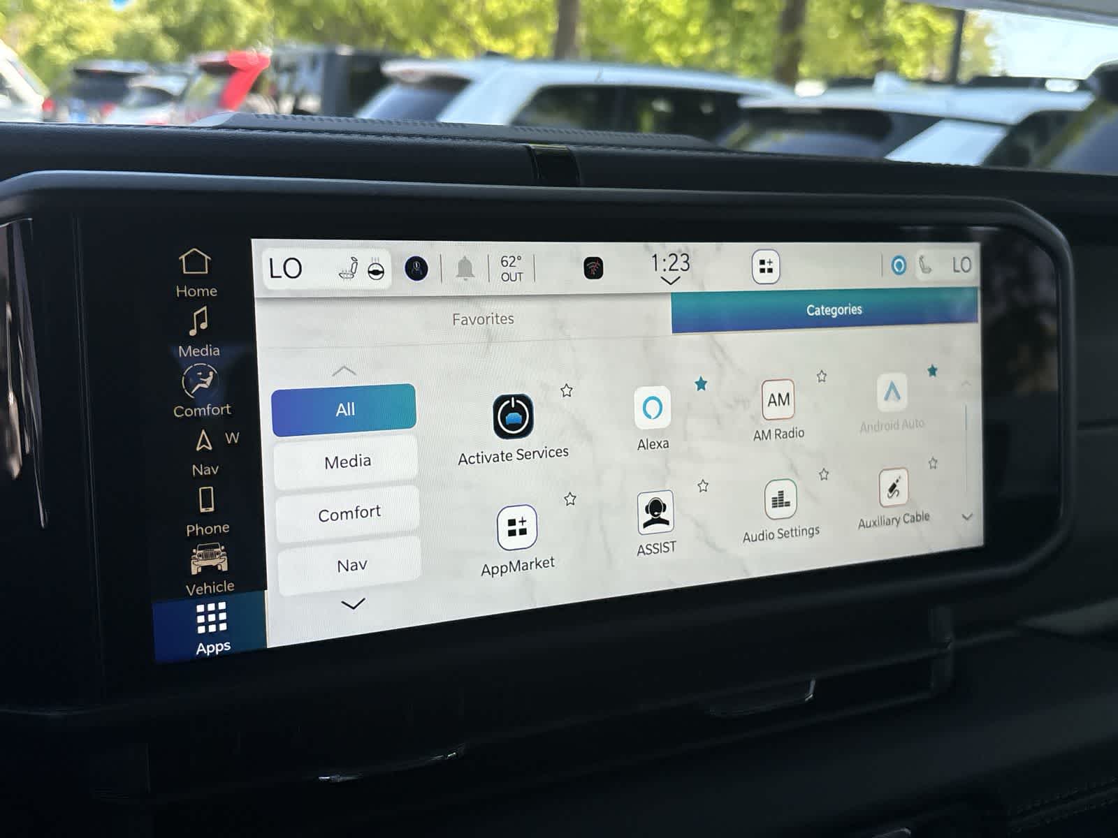 Thumbnail: 2025 Jeep Gladiator - 21