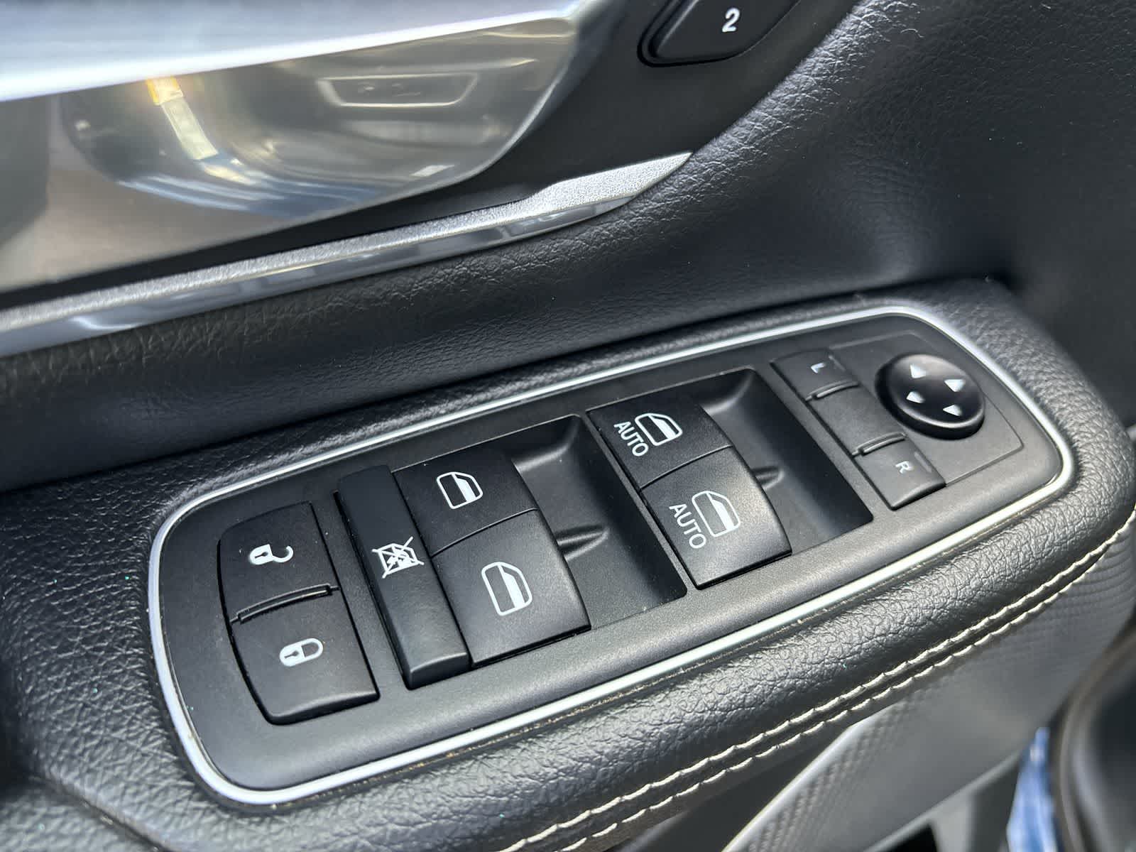 Thumbnail: 2020 RAM 1500 - 10