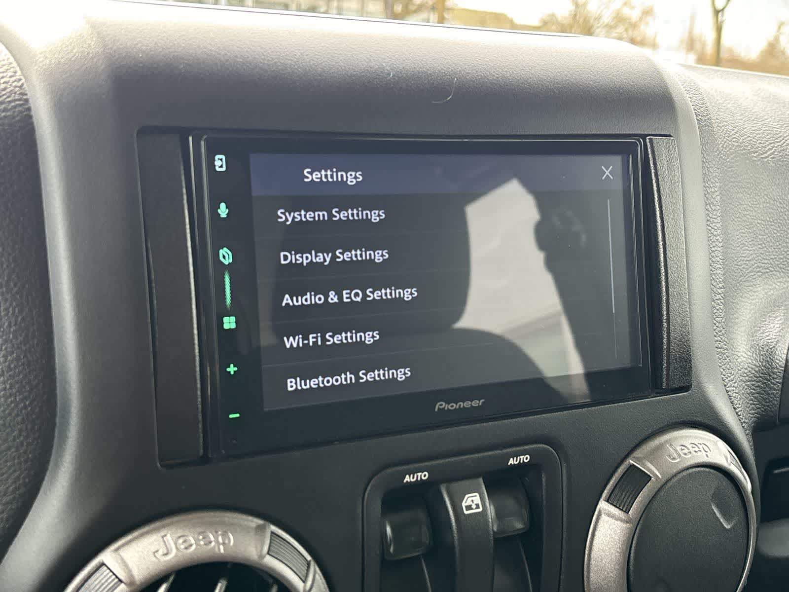 Thumbnail: 2018 Jeep Wrangler - 18