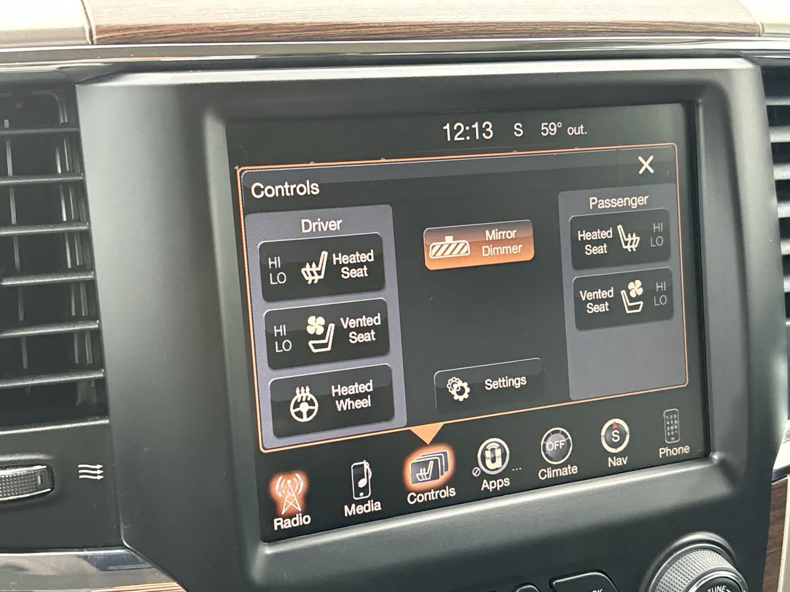 Thumbnail: 2015 RAM 1500 - 21