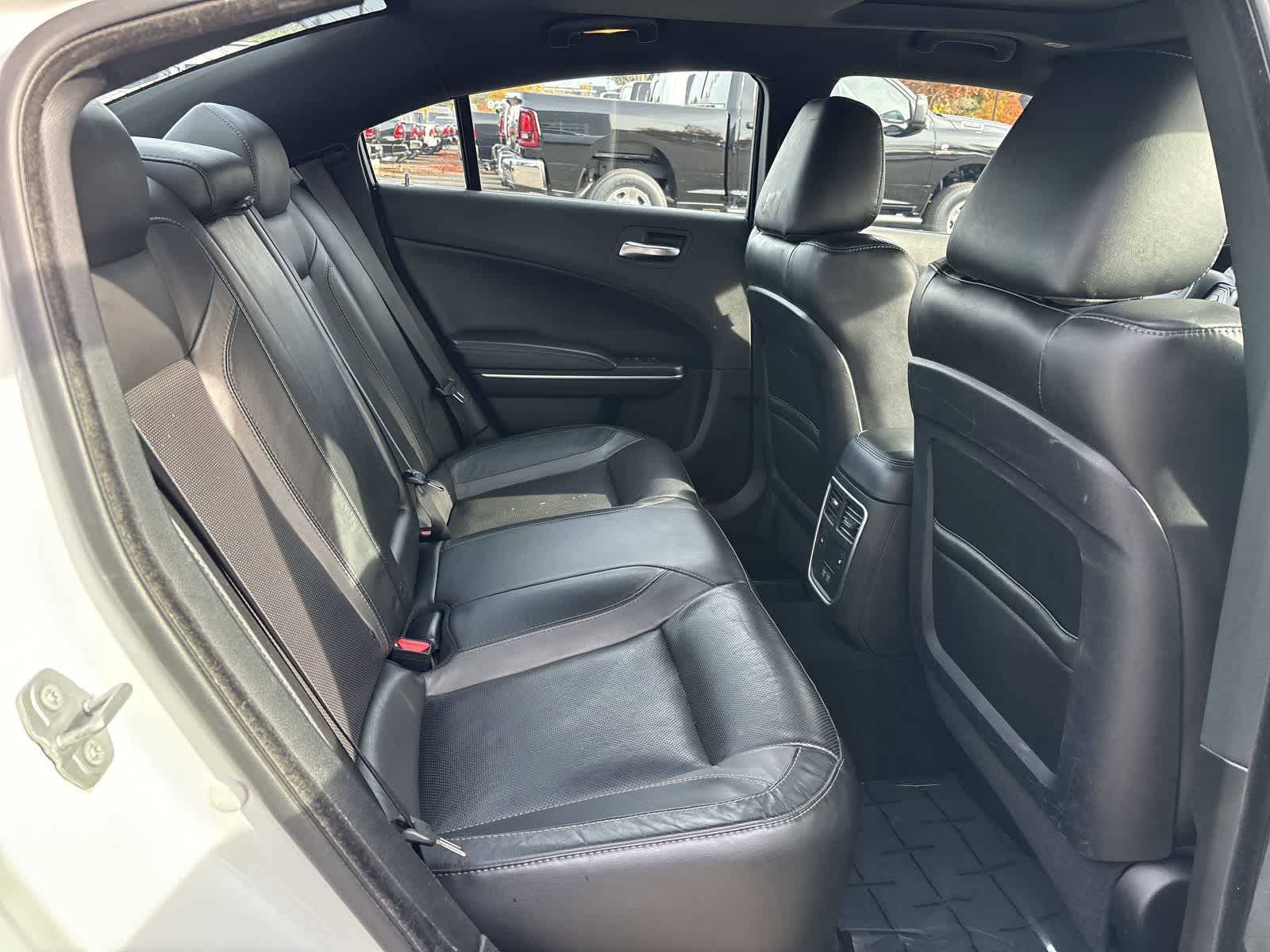 Thumbnail: 2022 Dodge Charger - 5