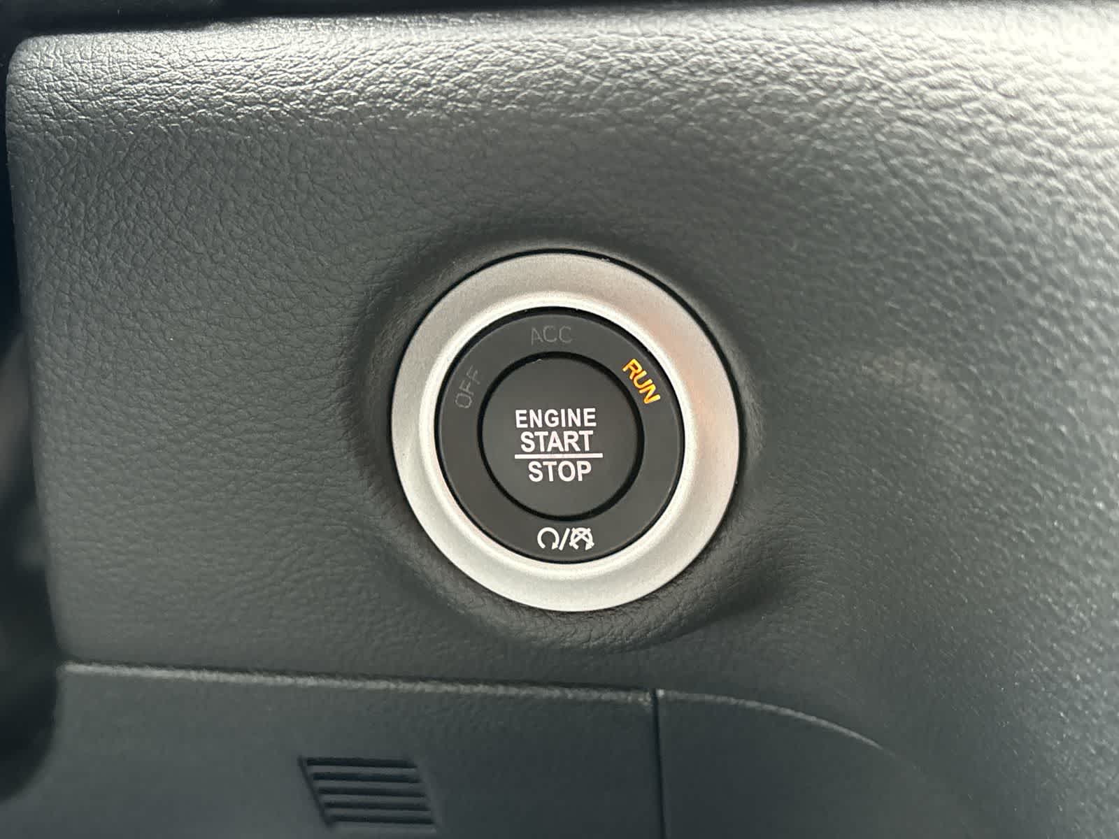 Thumbnail: 2026 Chrysler Pacifica - 27