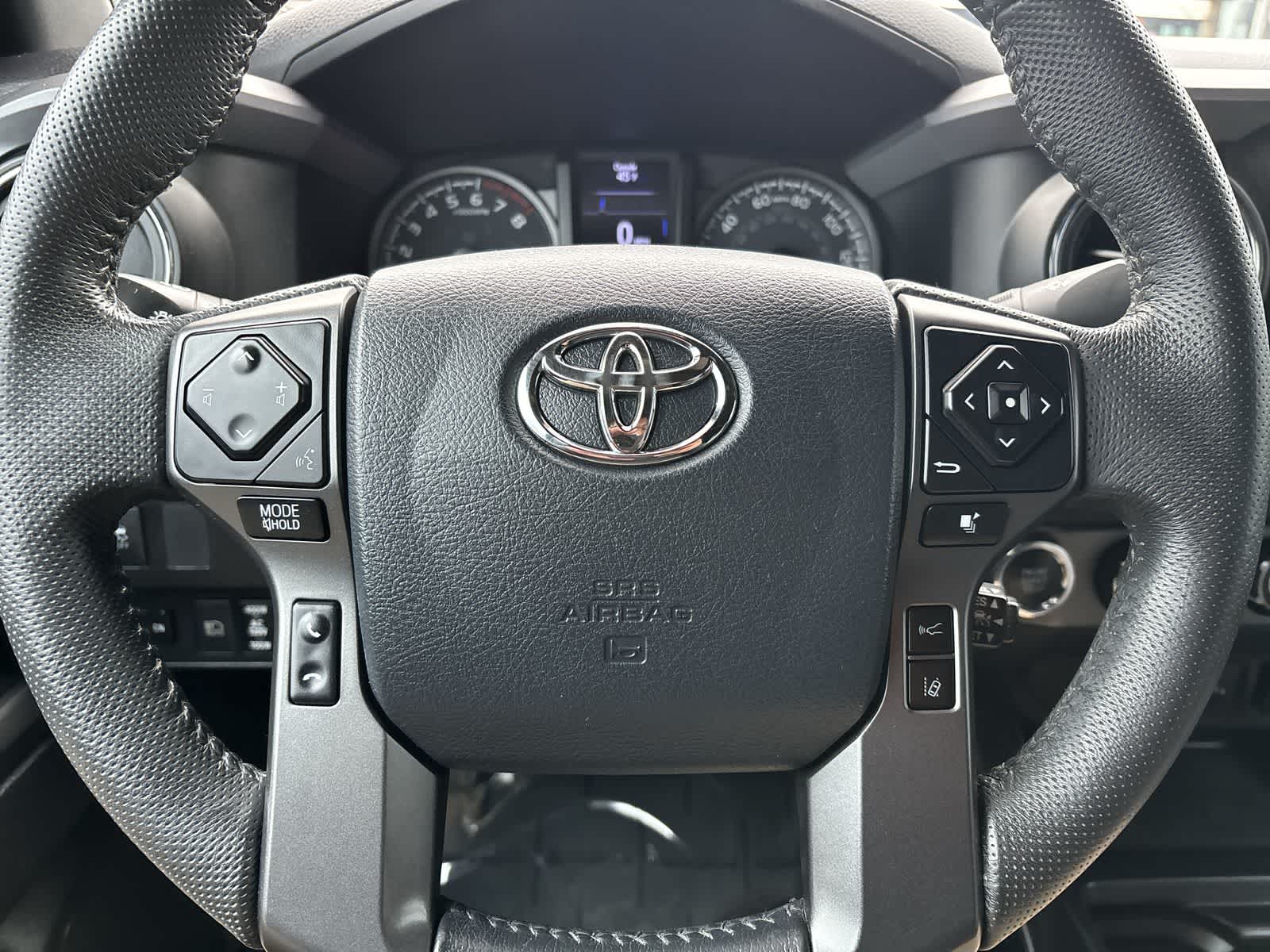 Thumbnail: 2020 Toyota Tacoma - 11