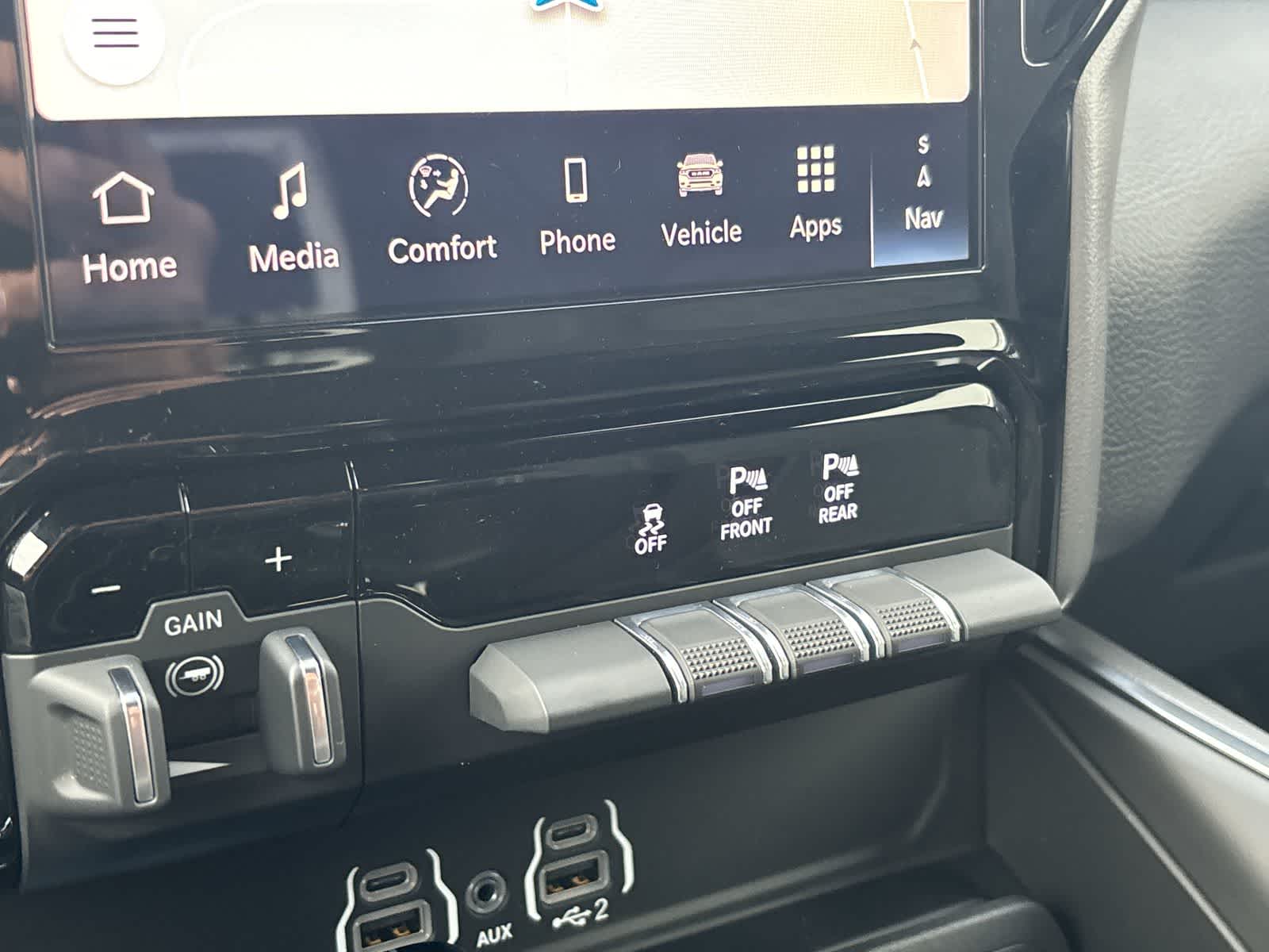 Thumbnail: 2026 RAM 1500 - 27