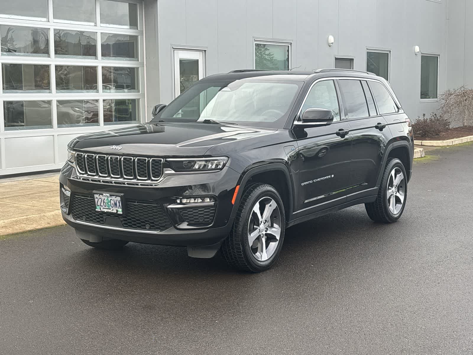 Thumbnail: 2024 Jeep Grand Cherokee - 1