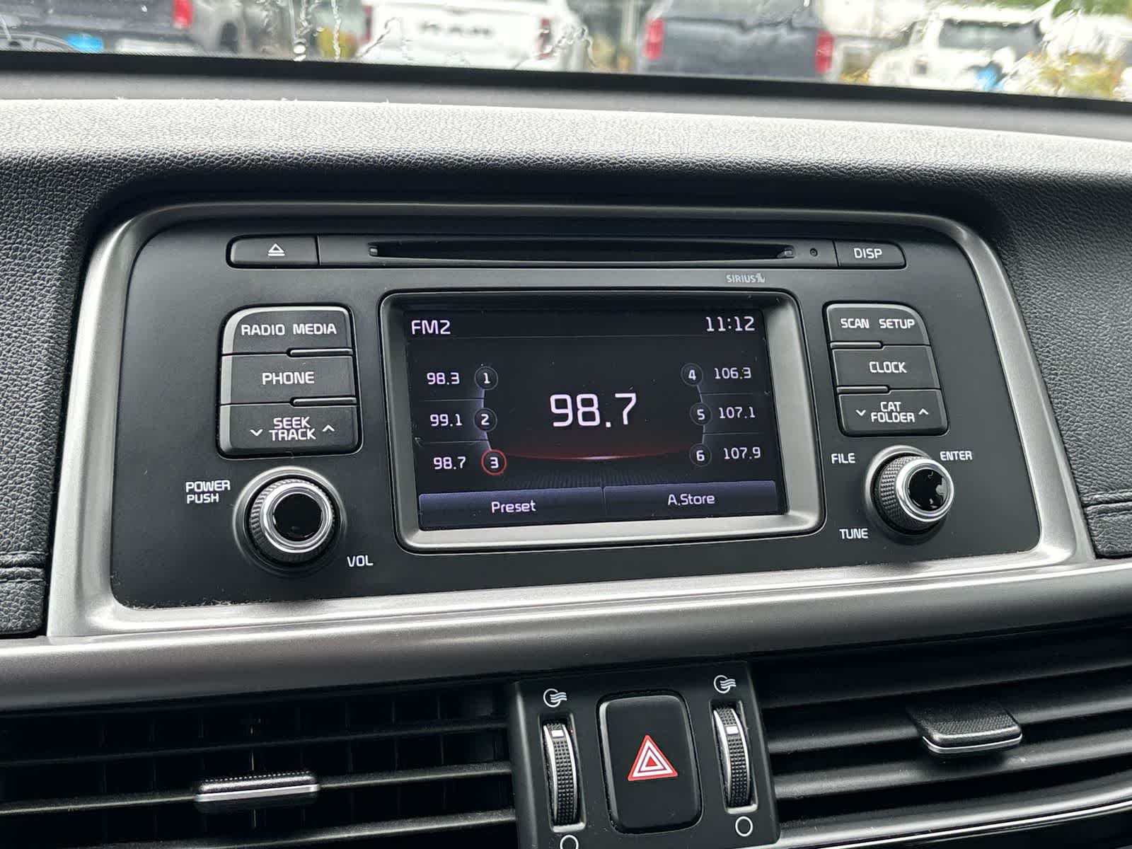 Thumbnail: 2016 Kia Optima - 14