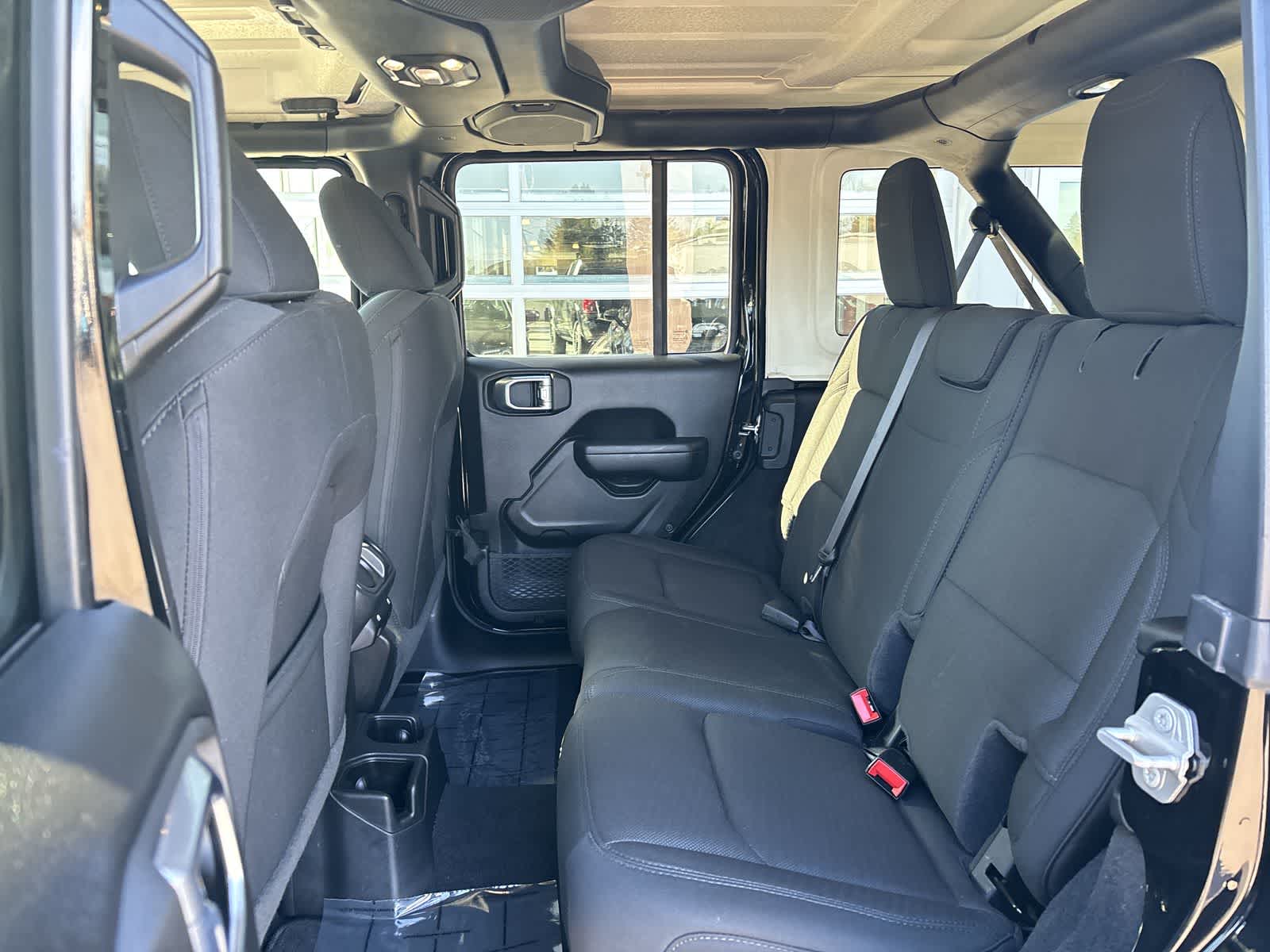 Thumbnail: 2021 Jeep Wrangler - 7